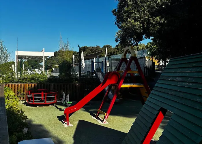 Mobile Sunflower - Campsite